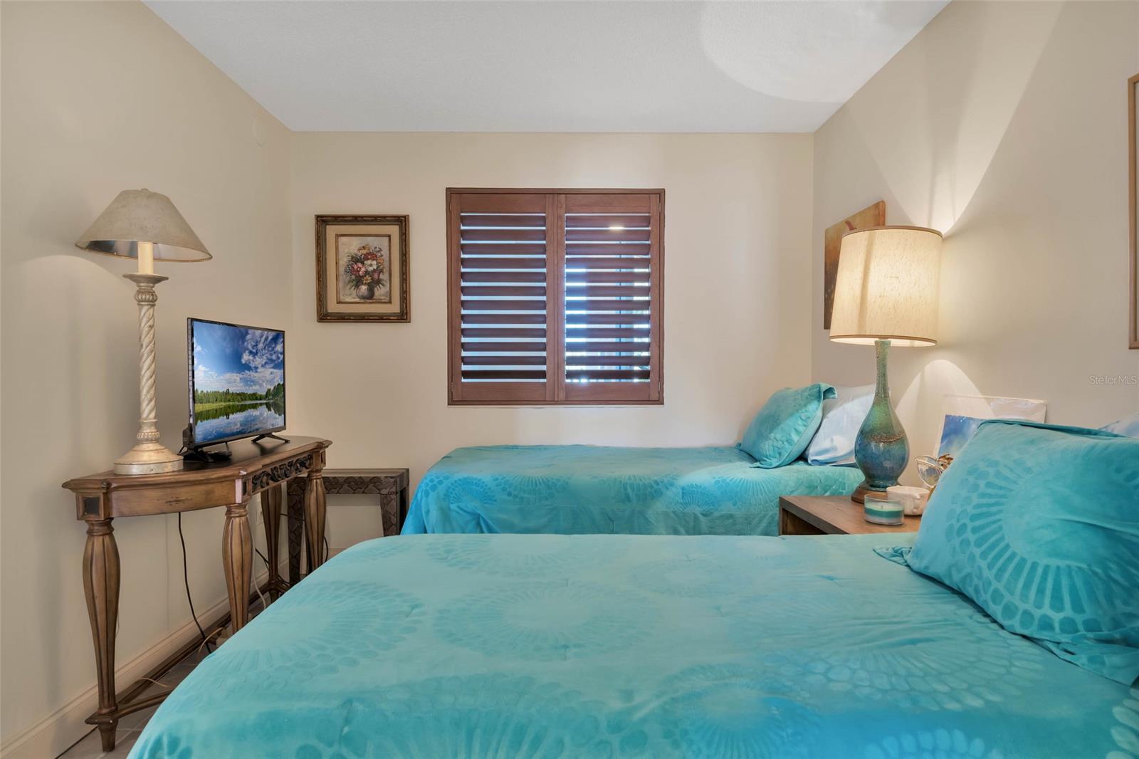 Oceania Plaza Condo - Residential