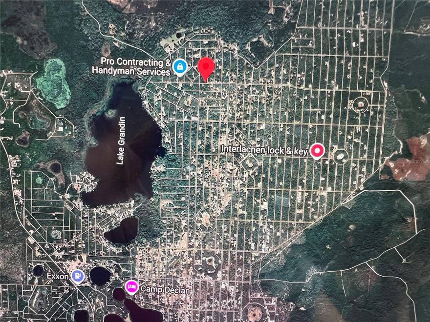 !!!! THE OWNER IS MOTIVATED TO SELL! This land offers an incredible opportunity with great potential to build a long-term investment. 0.22-acre lot located in the growing community of Interlachen Lakes Estates. The area has dirt roads and nearby power lines. Located minutes from shops, schools, medical facilities, and more places to explore with the family.