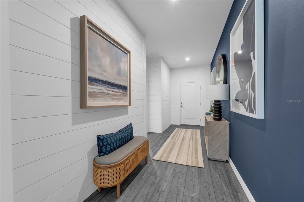 Photo of 5824 Cliffbow Loop, Leesburg, FL 34748 (MLS # O6413519)