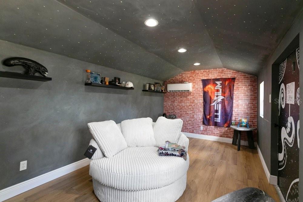 FOX TREE EAST - Residential