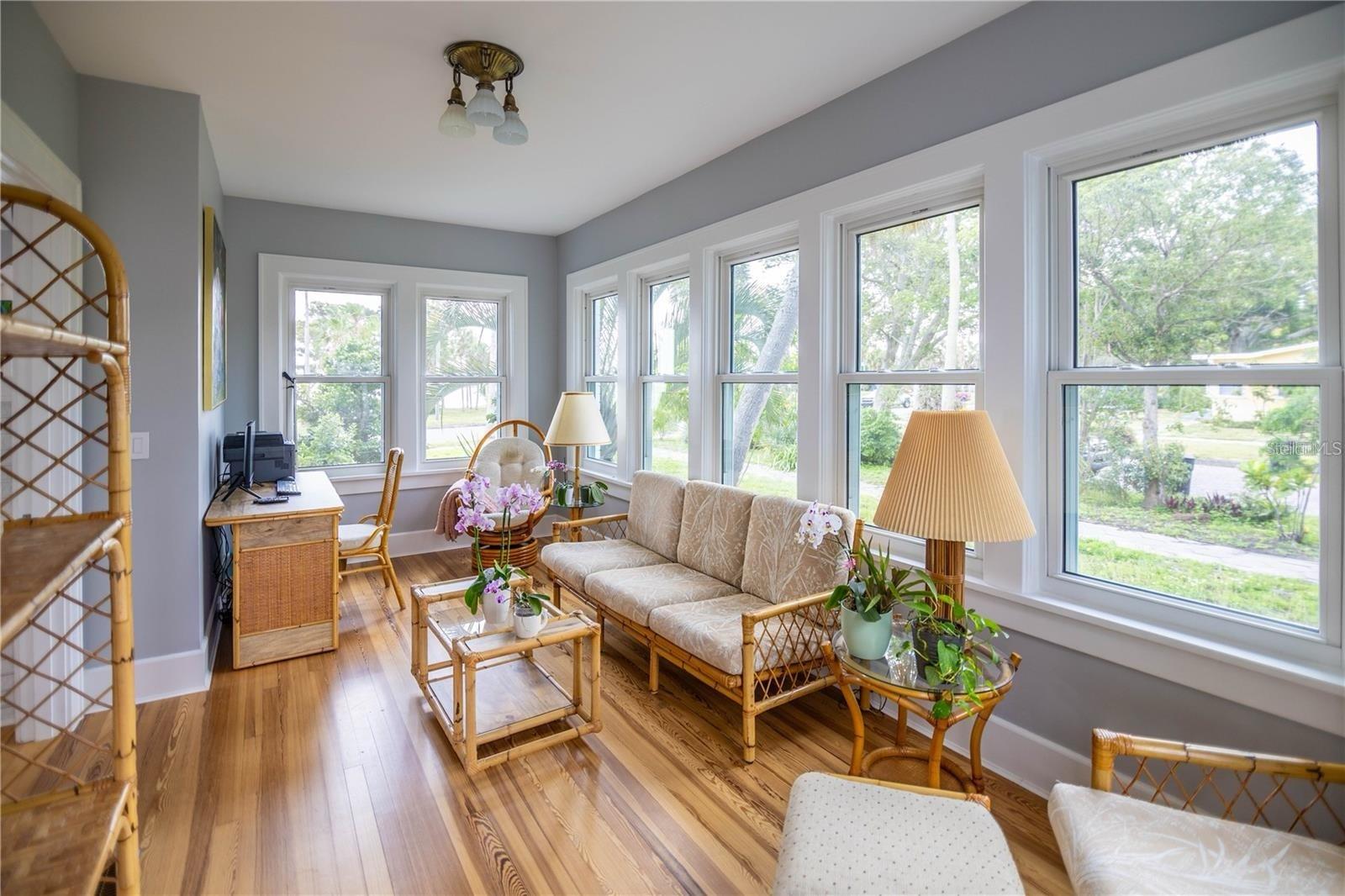 ROUSLYNN - Residential