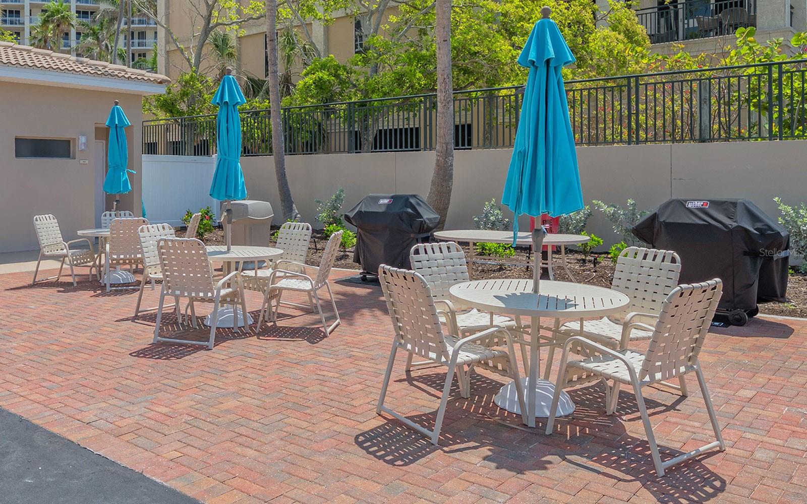 LIDO BEACH CLUB - Residential