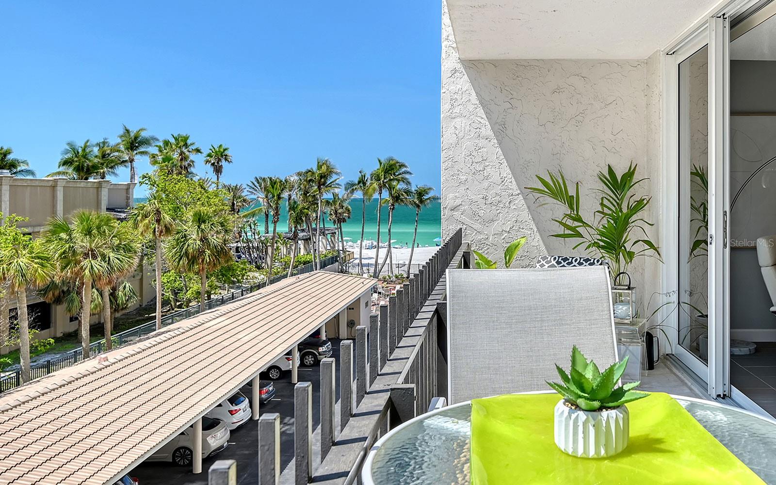 LIDO BEACH CLUB - Residential