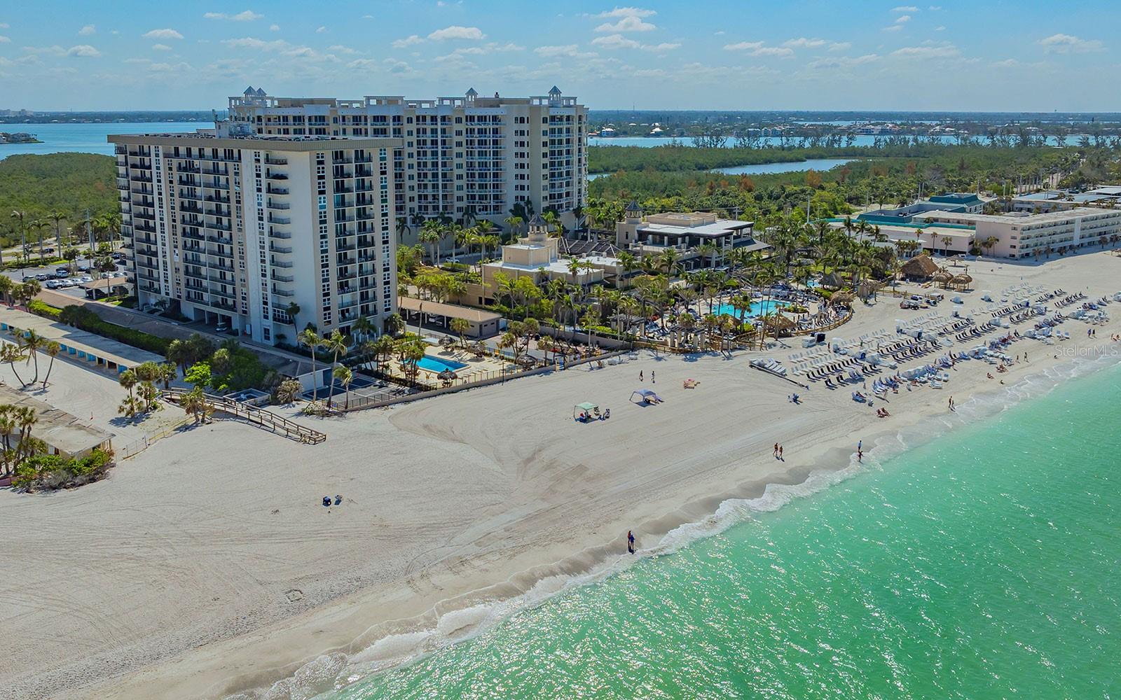 LIDO BEACH CLUB - Residential