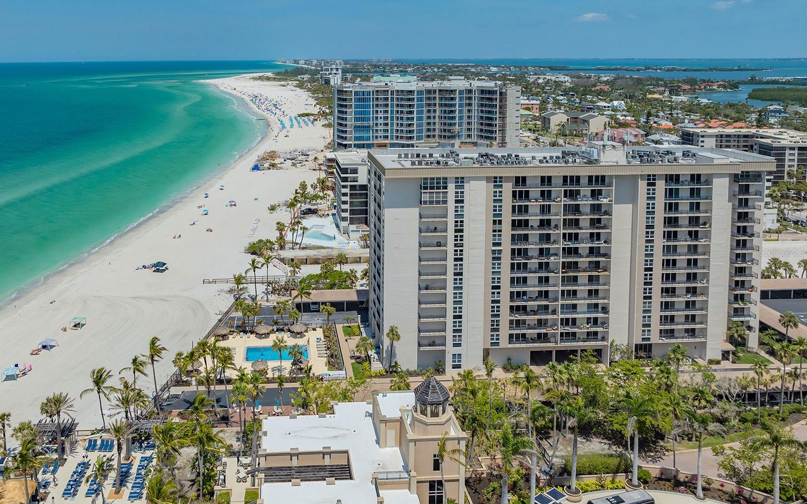 LIDO BEACH CLUB - Residential