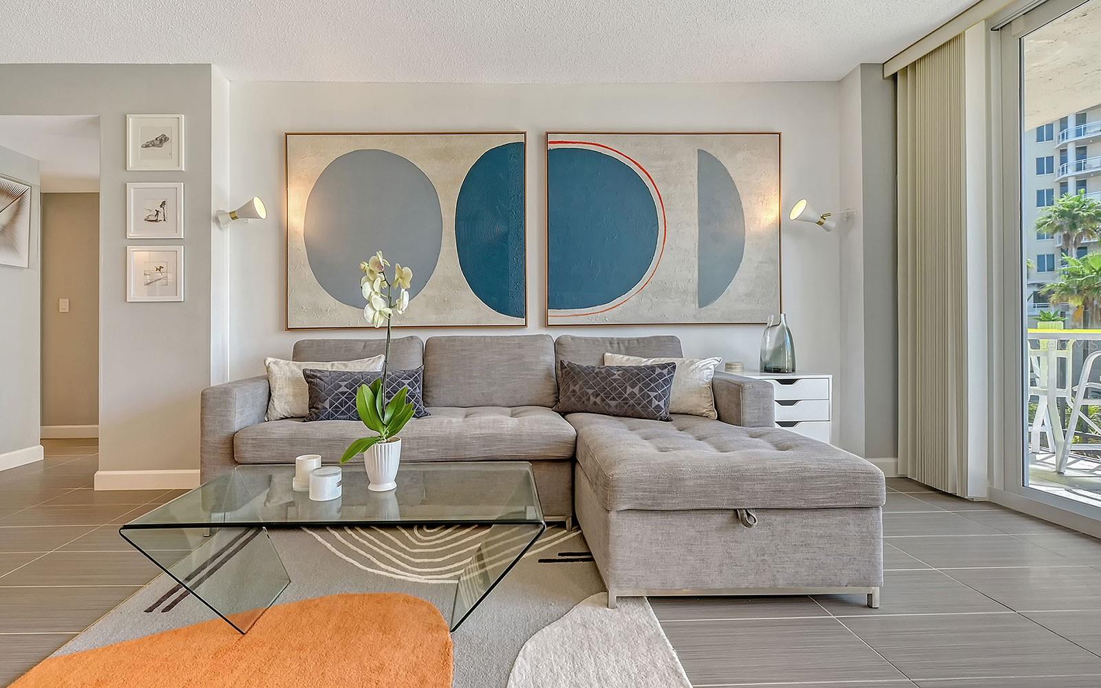 LIDO BEACH CLUB - Residential