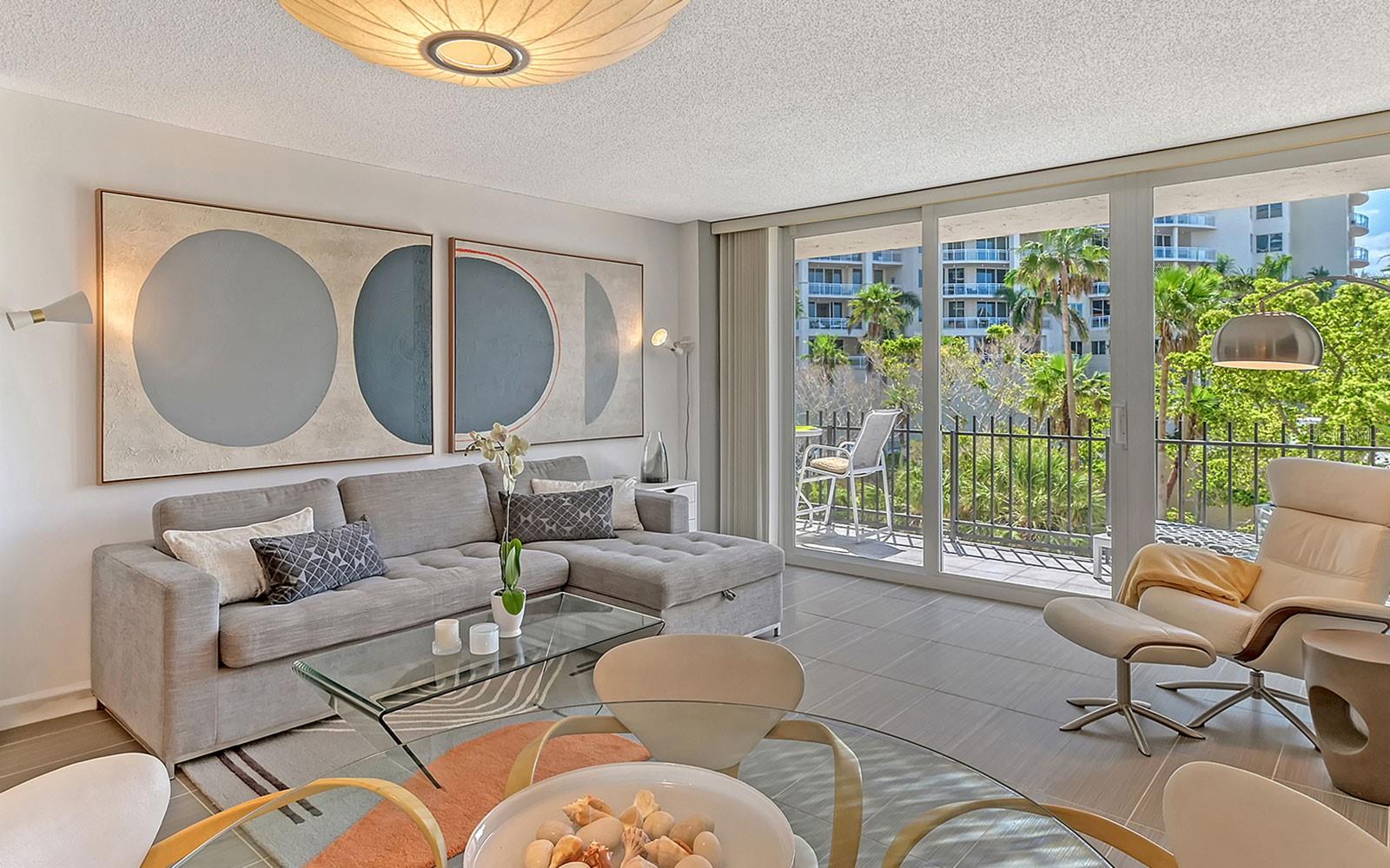 LIDO BEACH CLUB - Residential