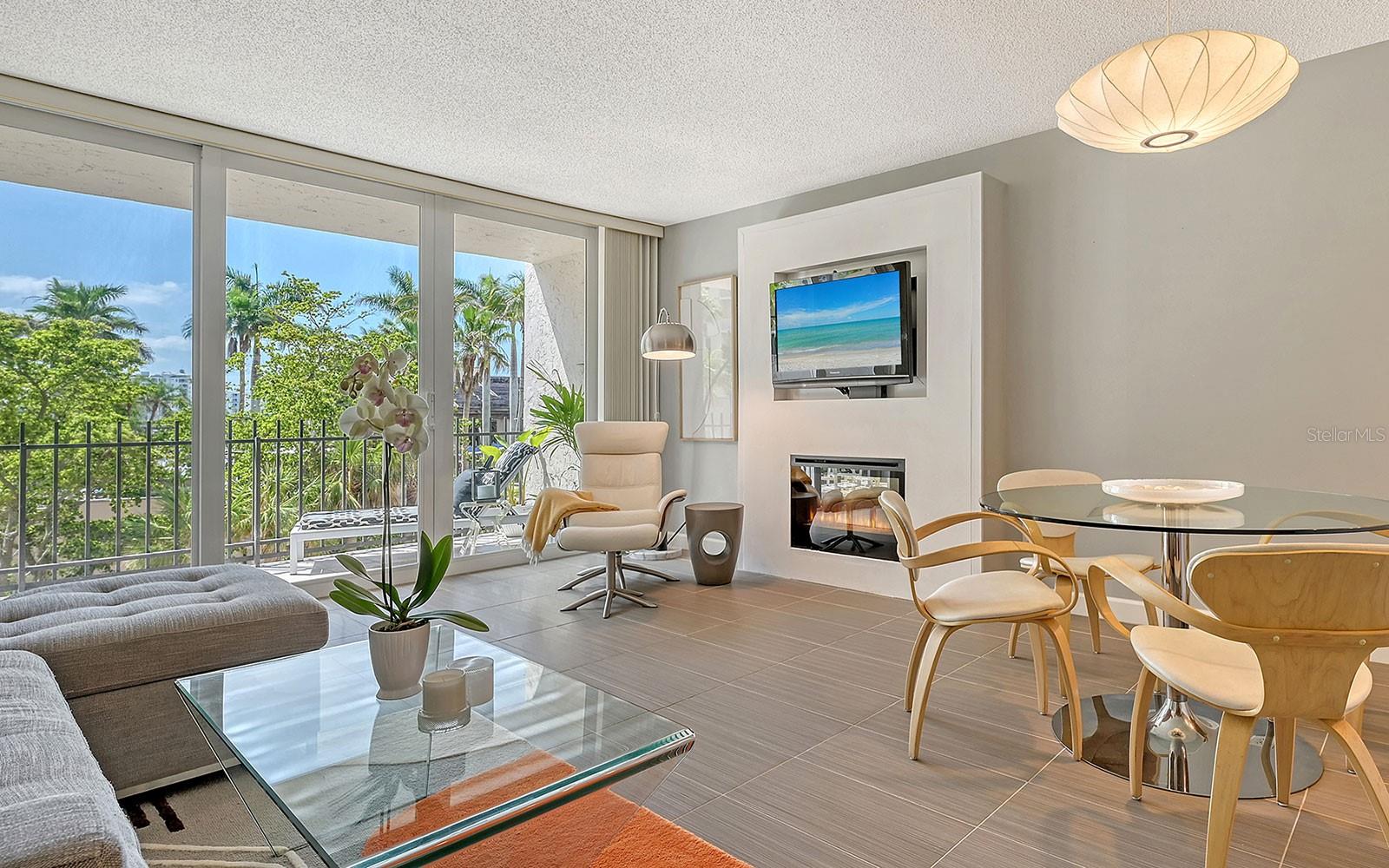 LIDO BEACH CLUB - Residential