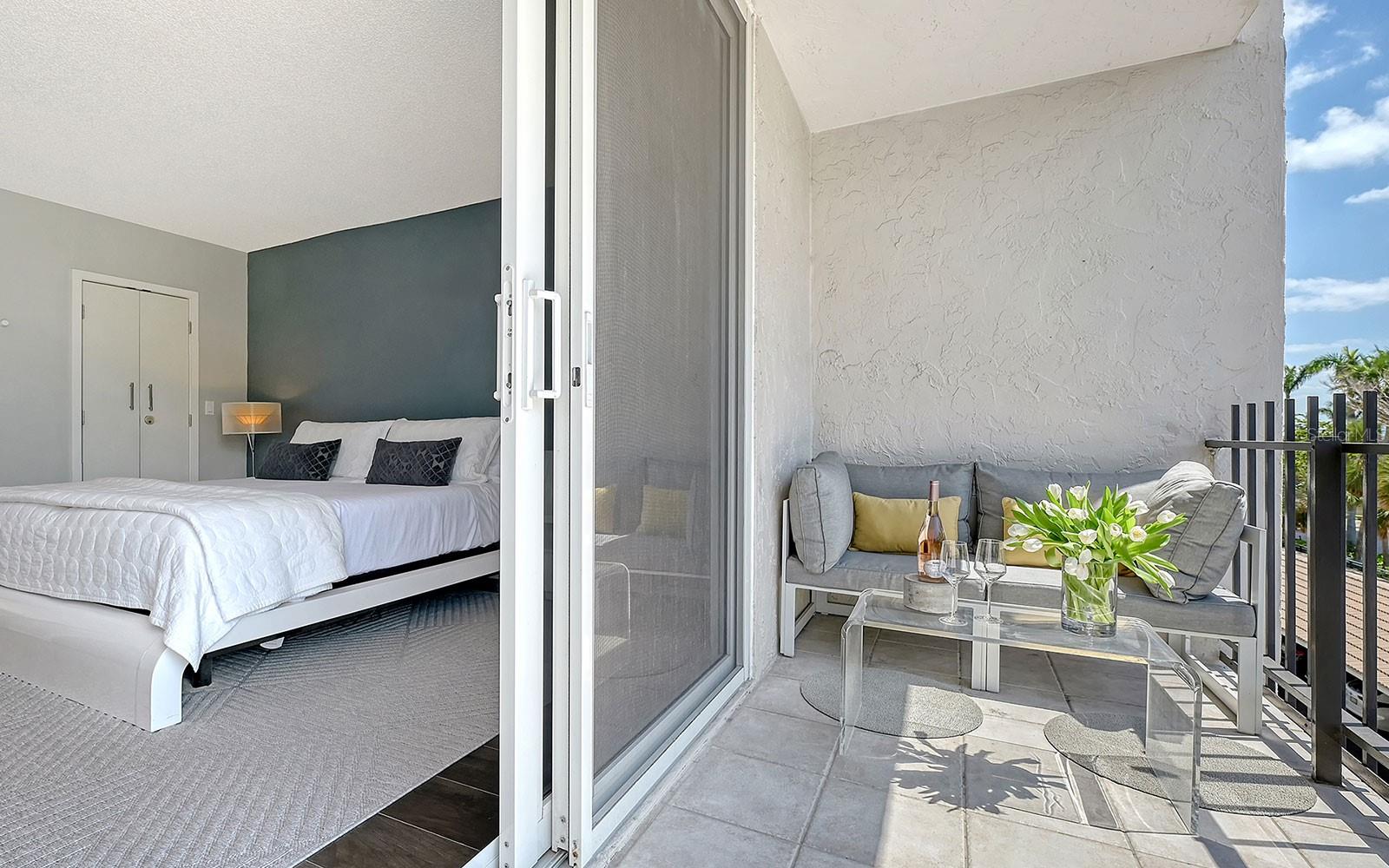 LIDO BEACH CLUB - Residential