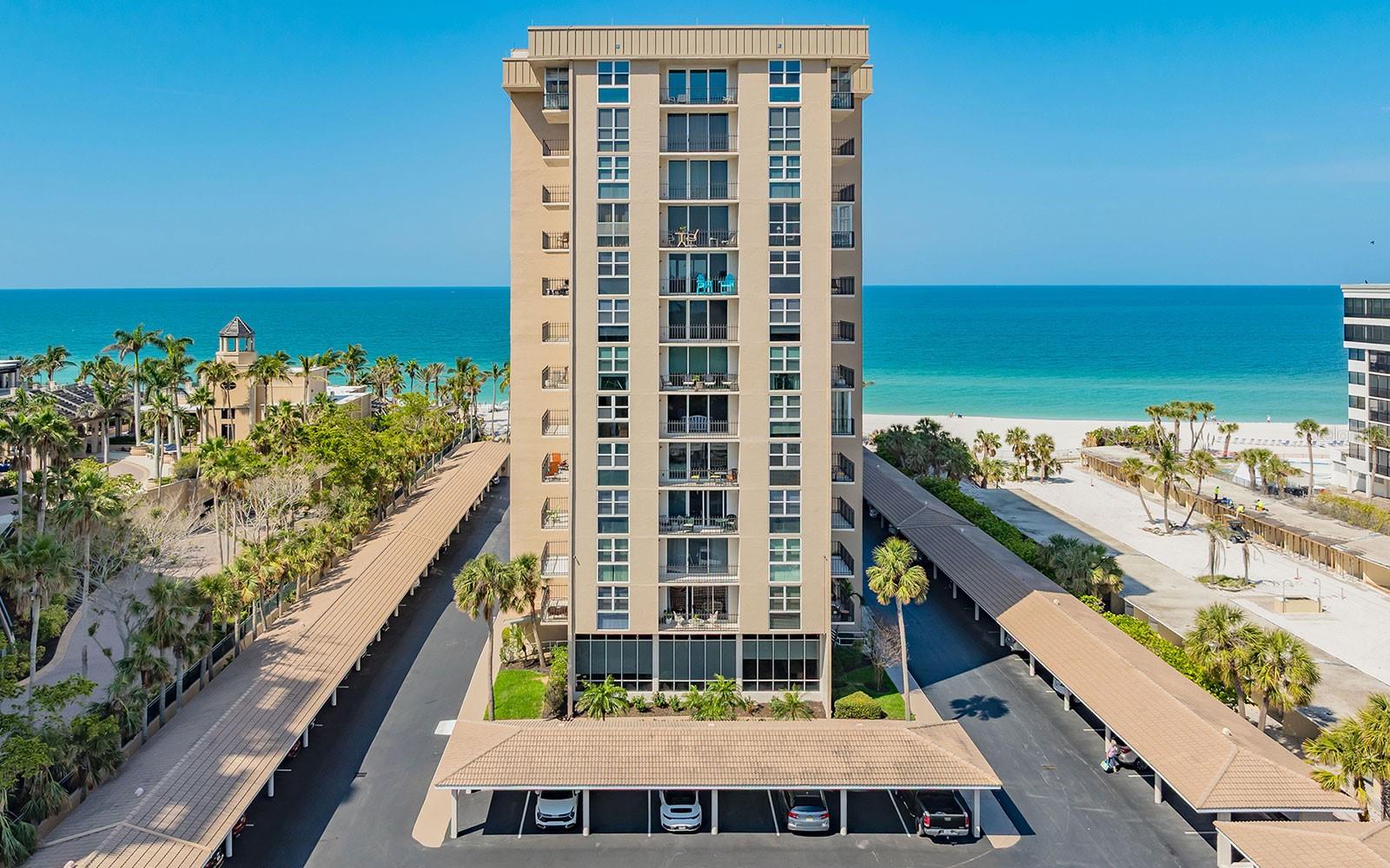 LIDO BEACH CLUB - Residential