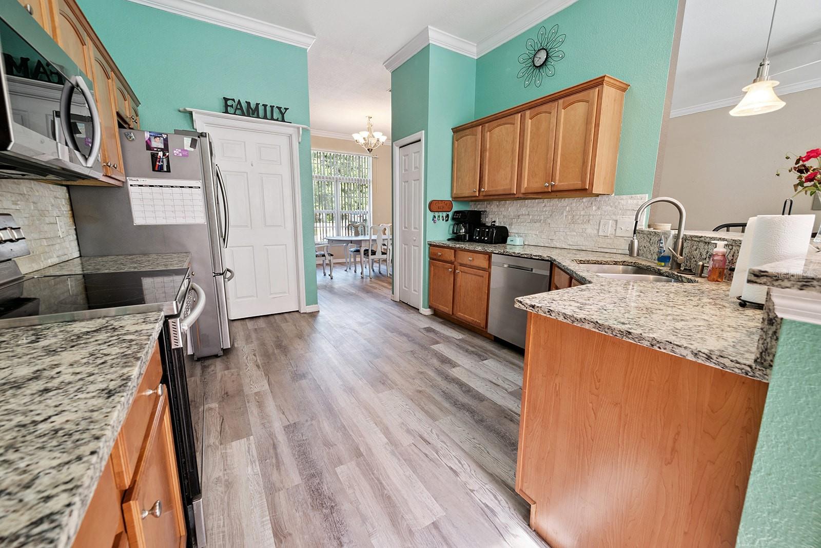 FORT WHITE STATION SUB - Residential