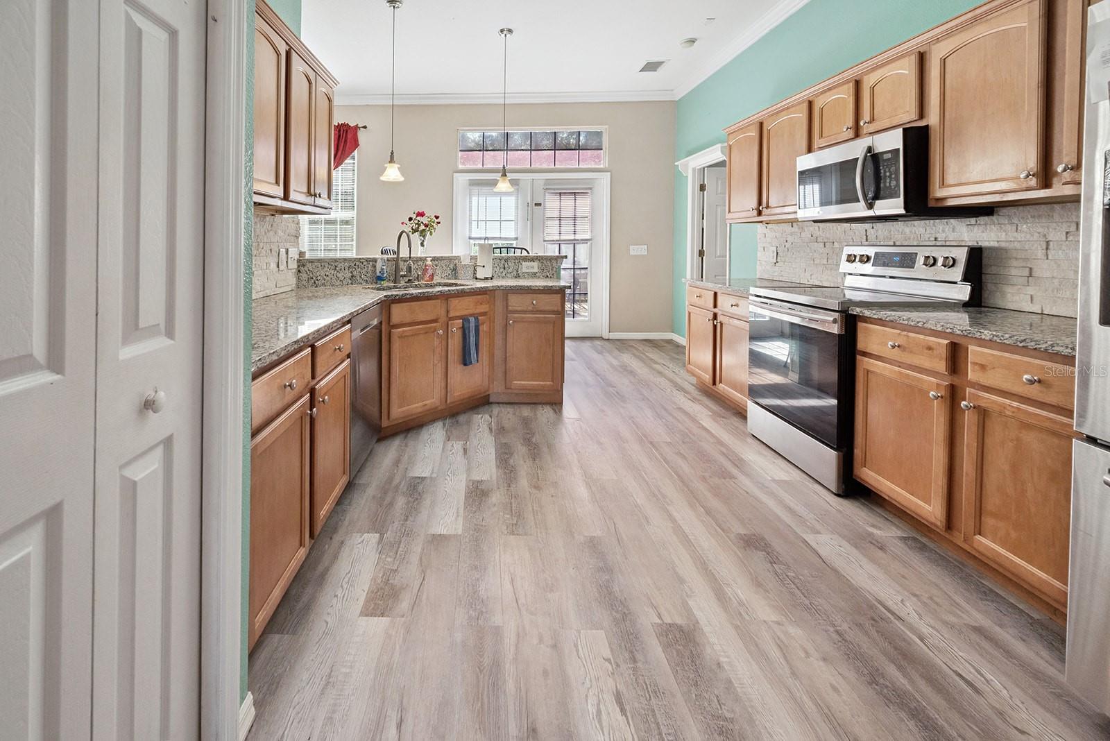 FORT WHITE STATION SUB - Residential