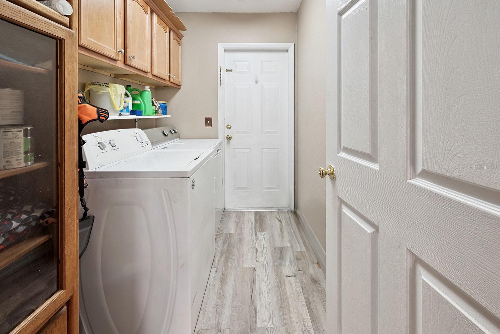 FORT WHITE STATION SUB - Residential