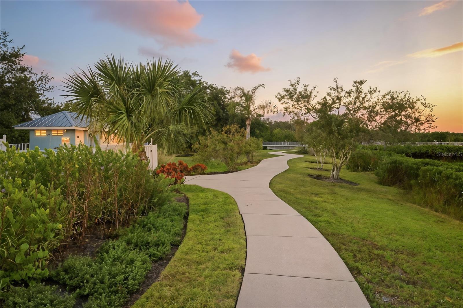 ANCLOTE POINT TWNHMS - Residential