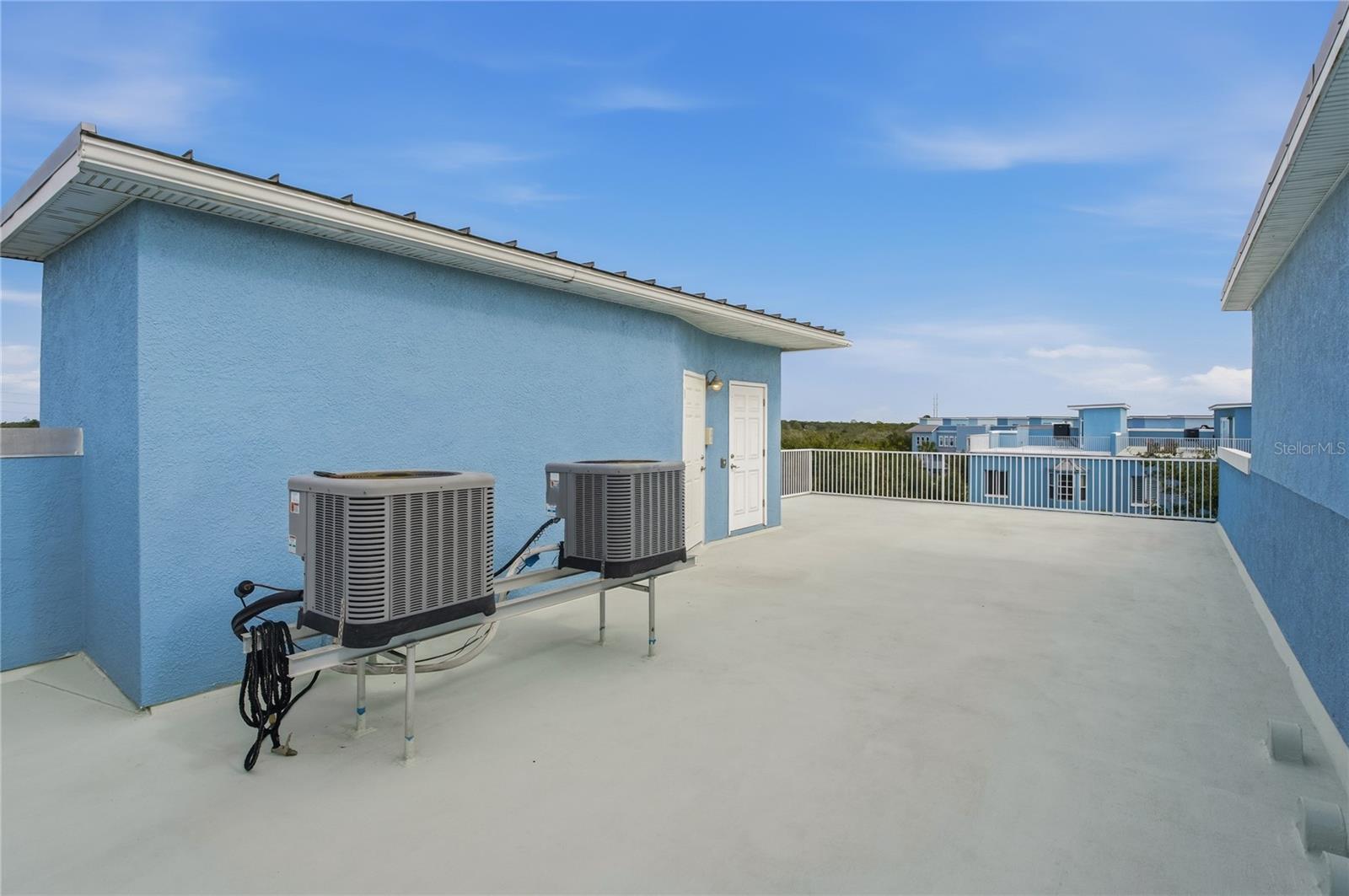 ANCLOTE POINT TWNHMS - Residential