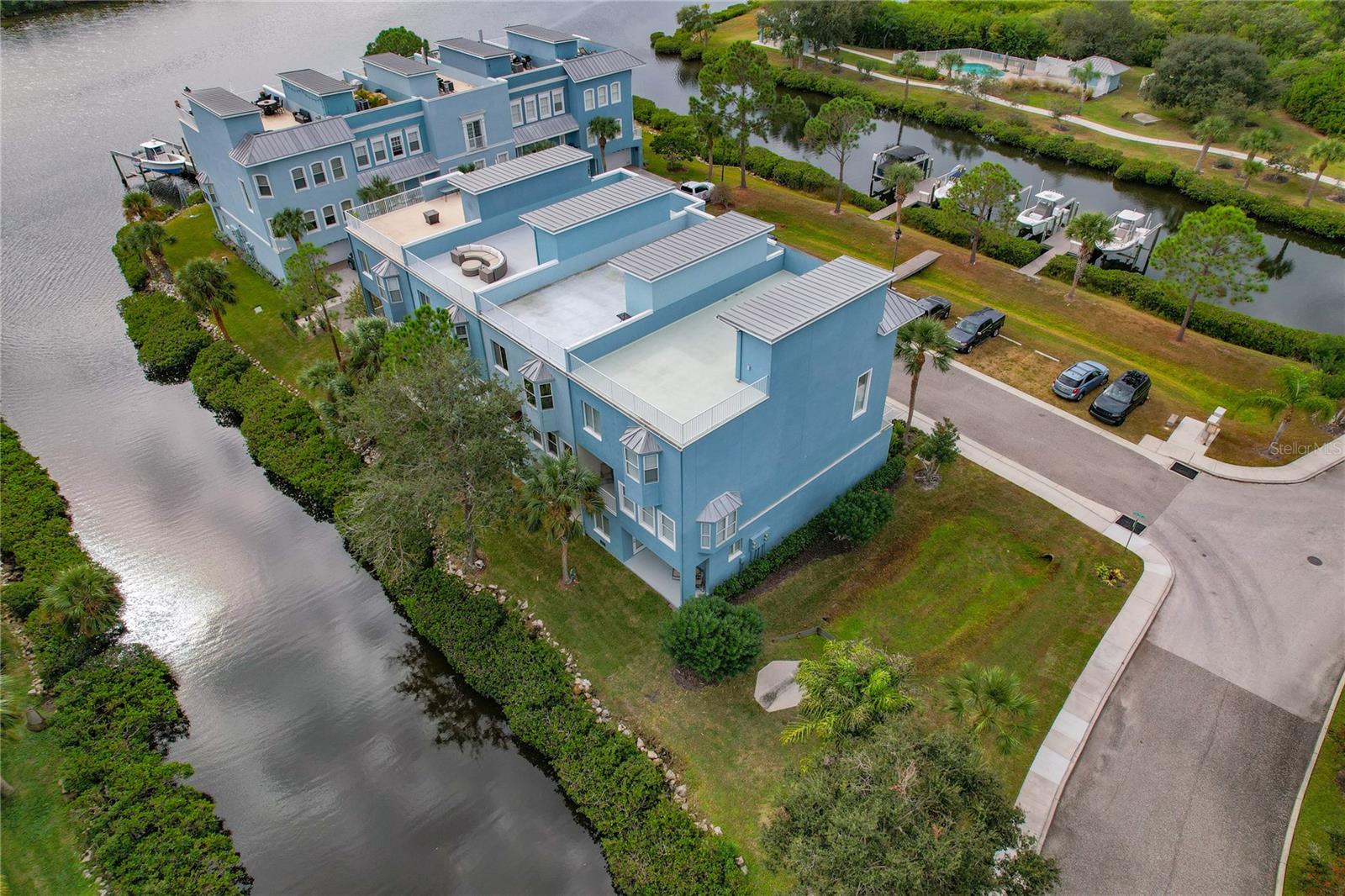 ANCLOTE POINT TWNHMS - Residential