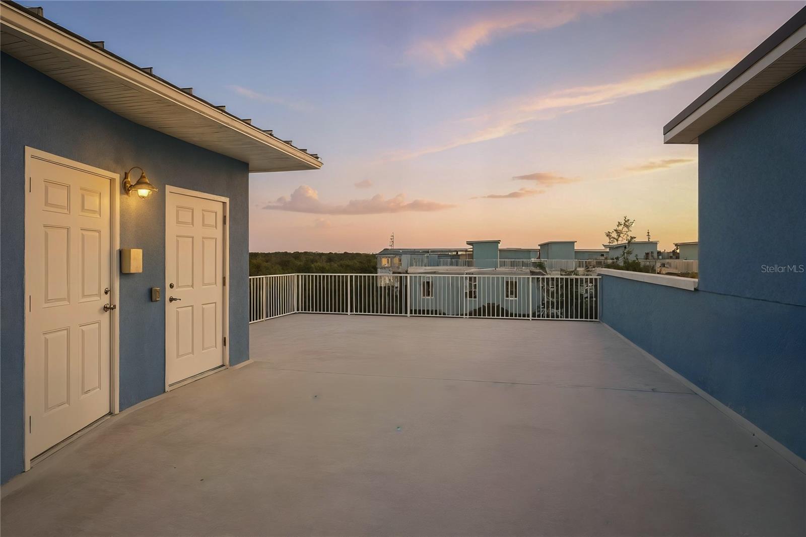 ANCLOTE POINT TWNHMS - Residential