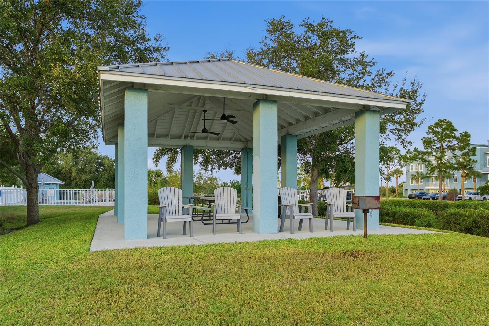 ANCLOTE POINT TWNHMS - Residential