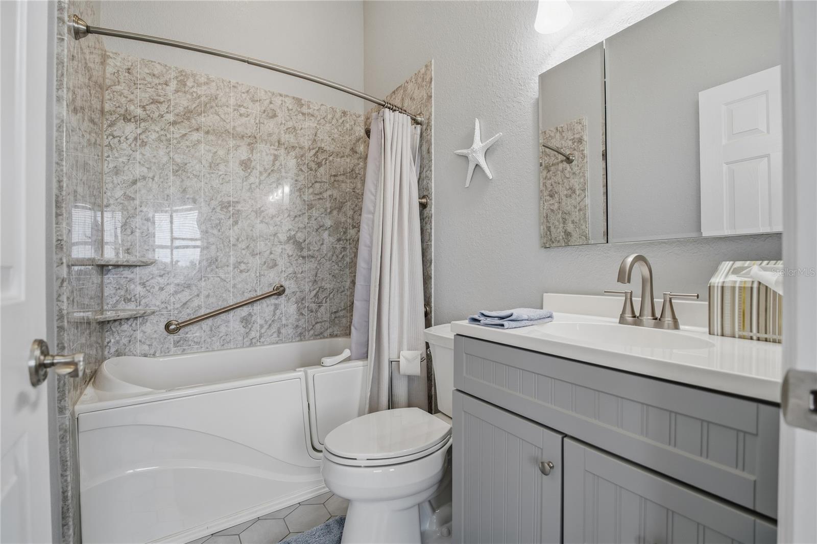 ANCLOTE POINT TWNHMS - Residential