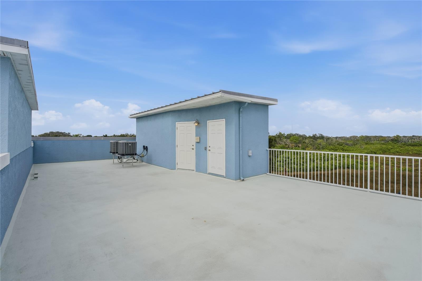 ANCLOTE POINT TWNHMS - Residential