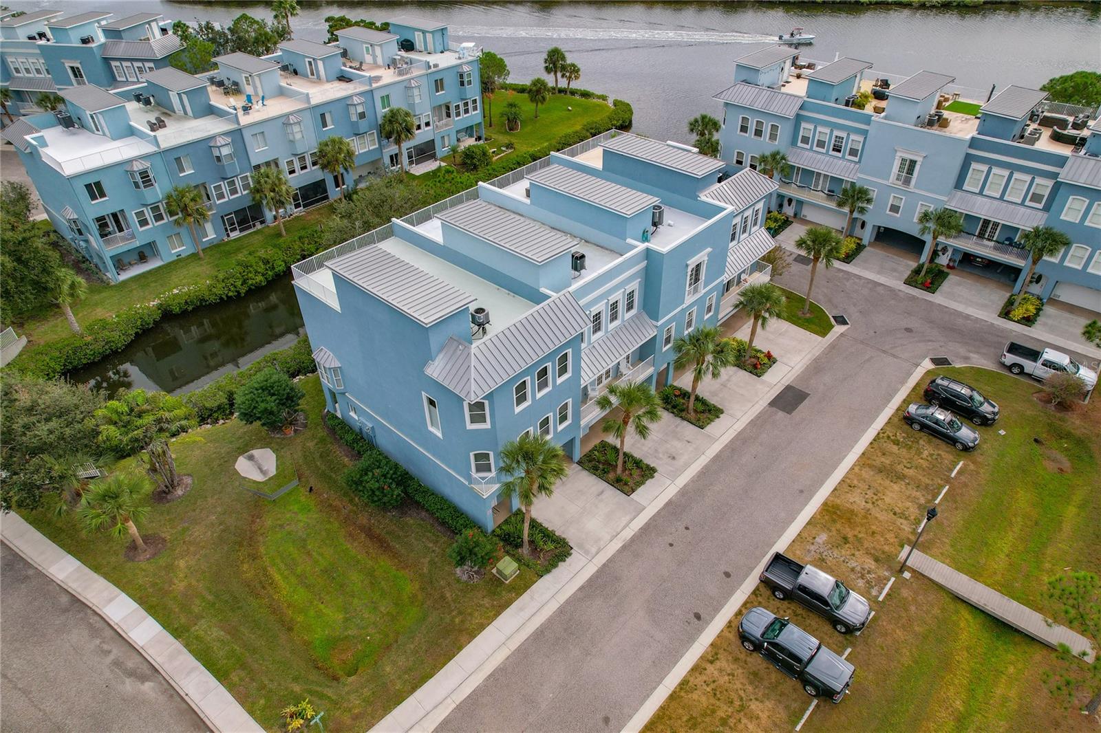 ANCLOTE POINT TWNHMS - Residential