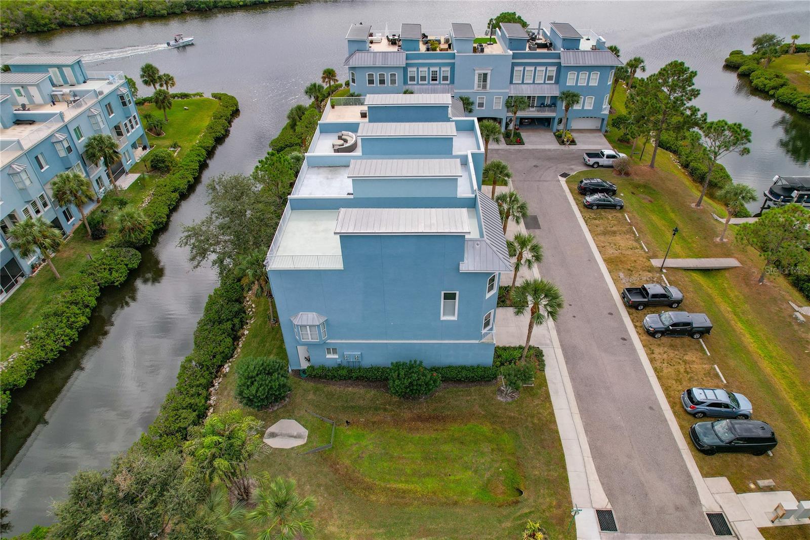 ANCLOTE POINT TWNHMS - Residential