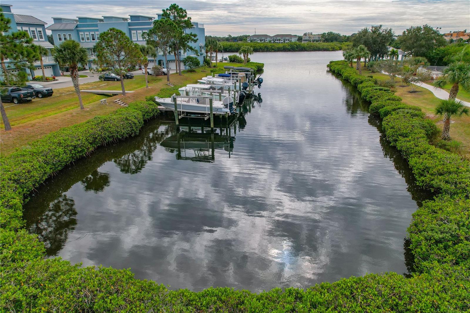 ANCLOTE POINT TWNHMS - Residential