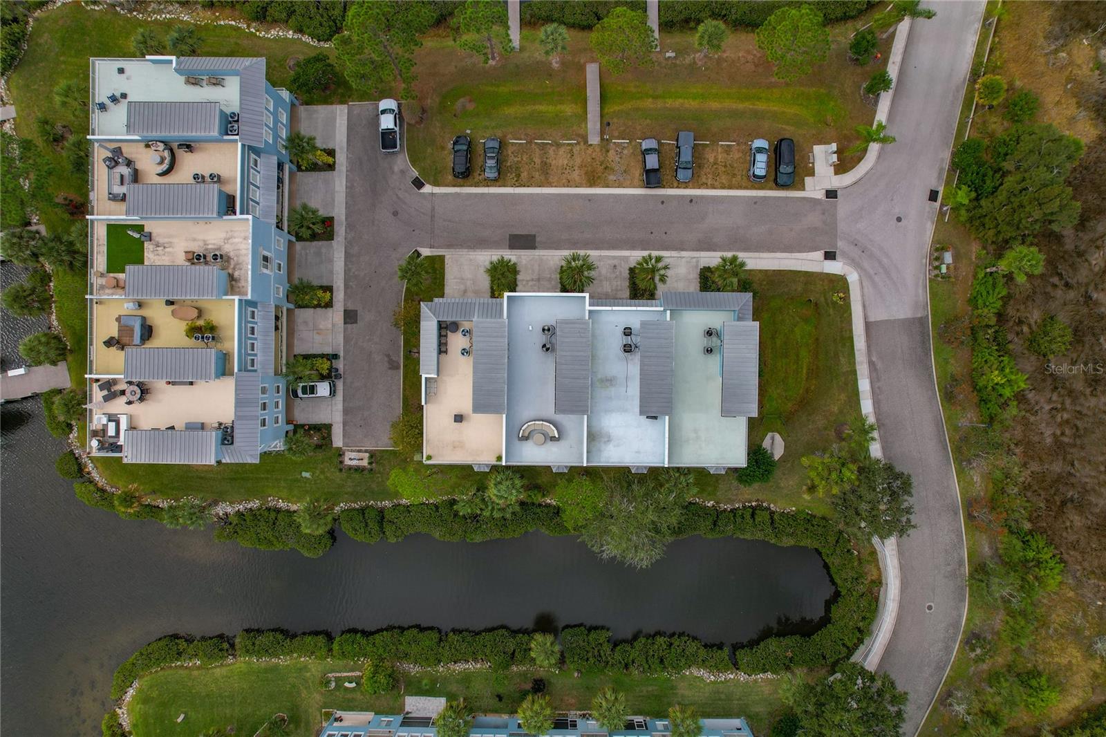 ANCLOTE POINT TWNHMS - Residential