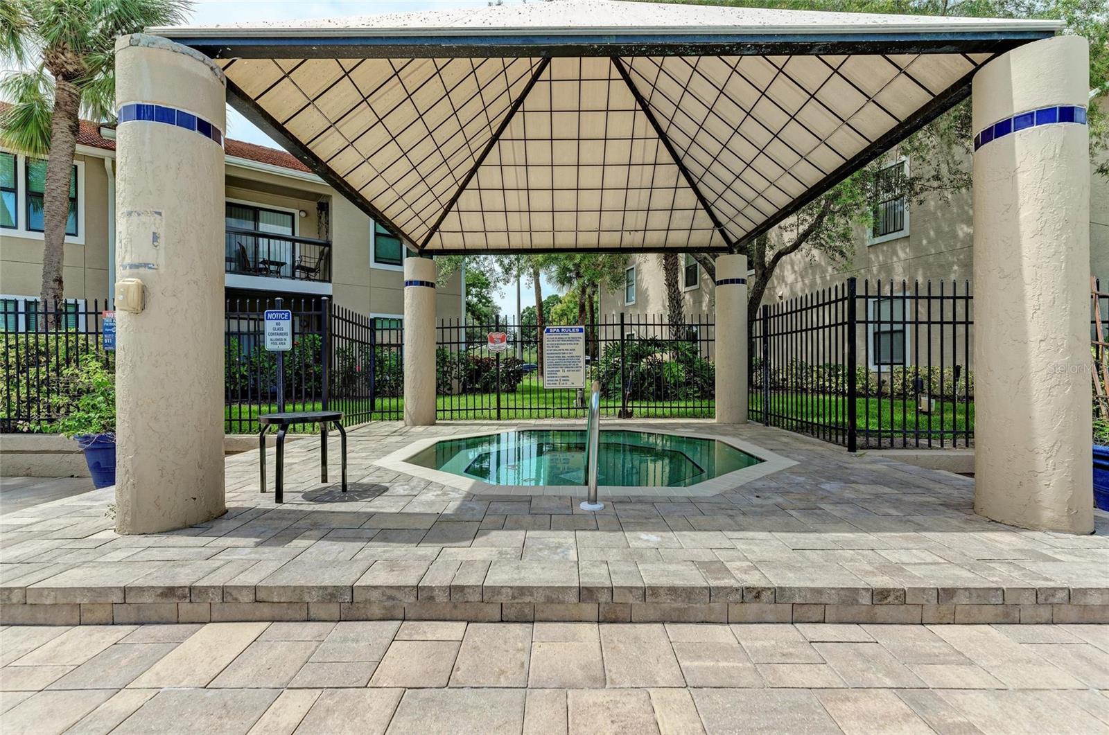 VINTAGE GRAND - Residential