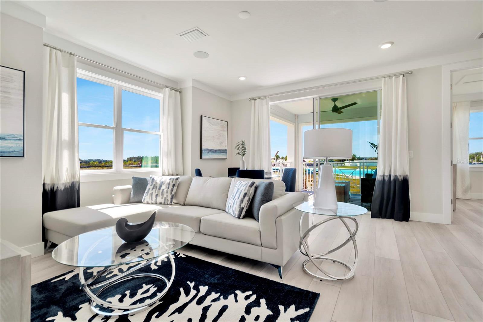 EPPERSON CRYSTAL LAGOON TWNHMS - Residential