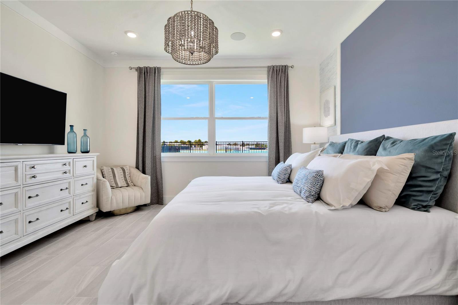 EPPERSON CRYSTAL LAGOON TWNHMS - Residential