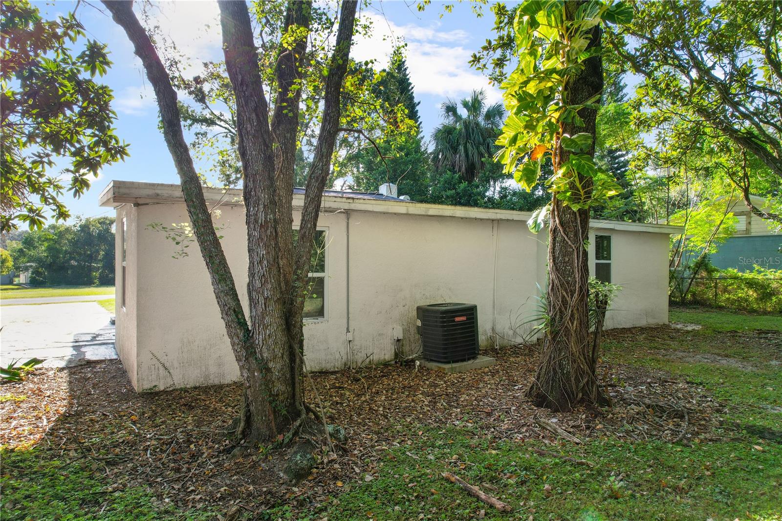 FLAMINGO SPGS - Residential