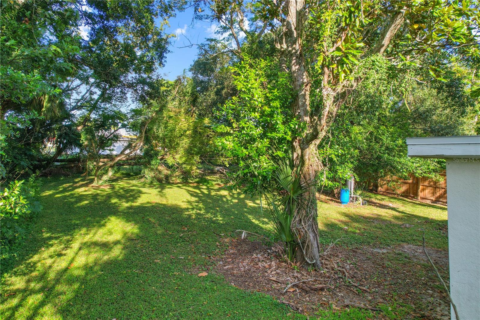 FLAMINGO SPGS - Residential