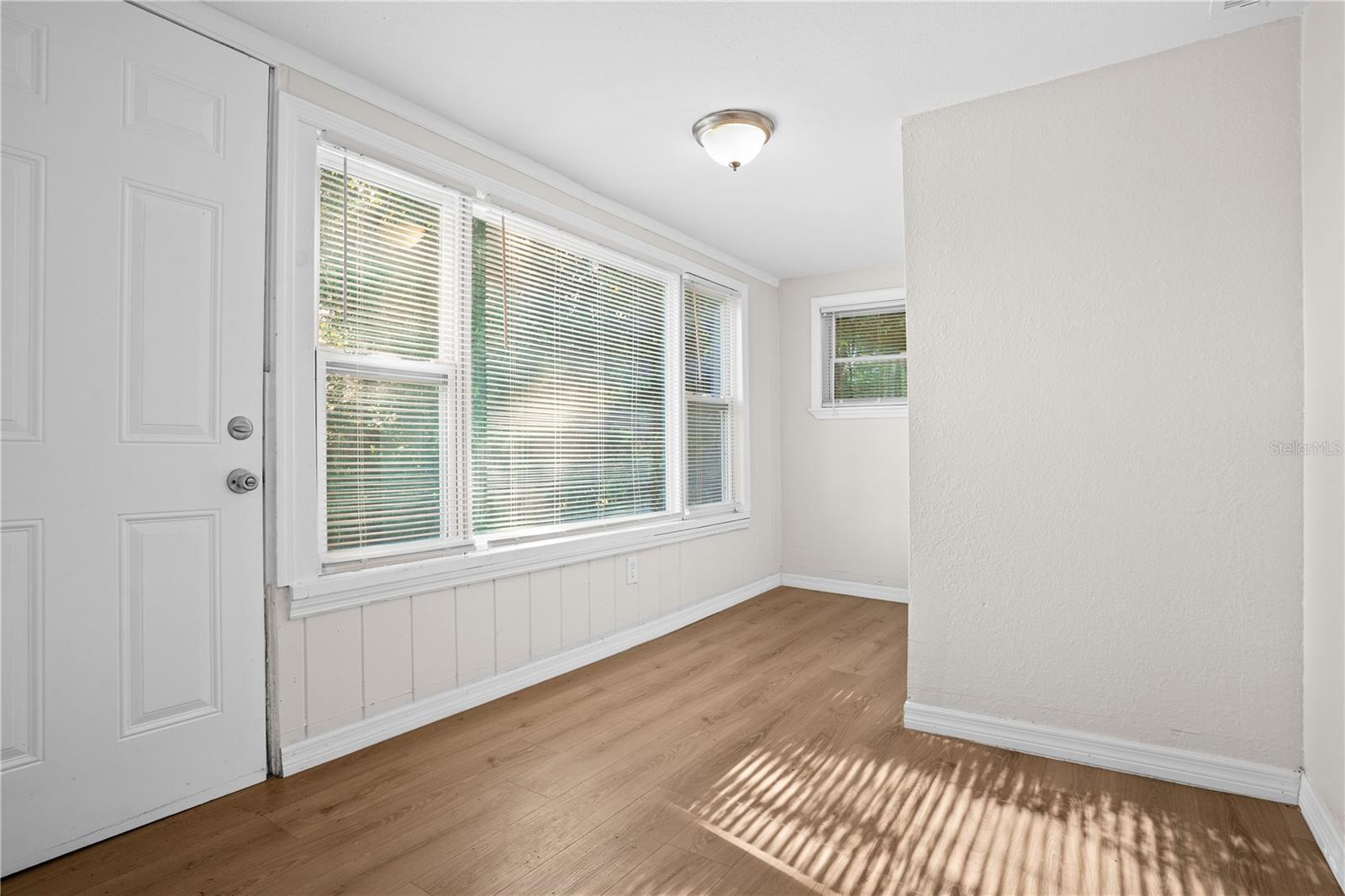 FLAMINGO SPGS - Residential