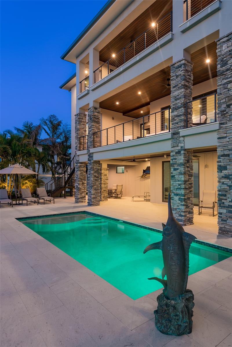 2136 HARBOR VIEW DRIVE