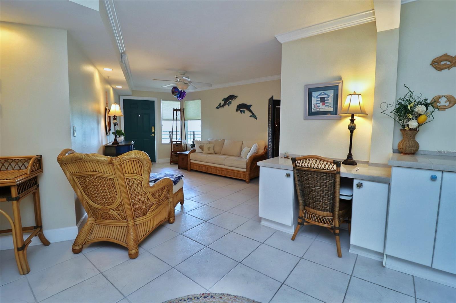 Towers 09 Condo - Residential