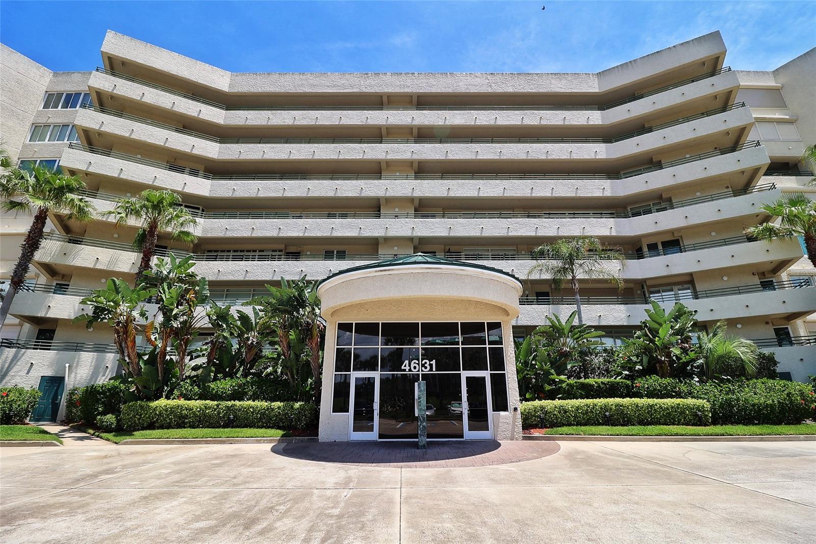 Towers 09 Condo - Residential