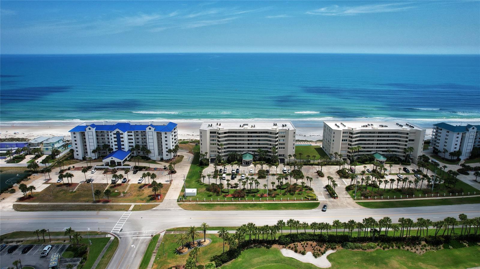 Towers 09 Condo - Residential