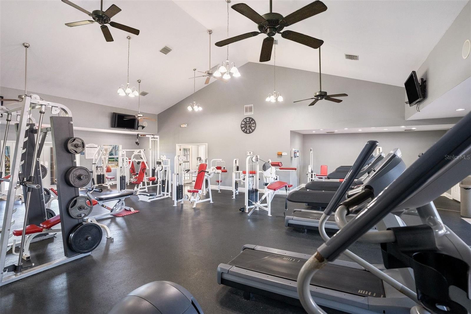 WATERSIDE - Residential