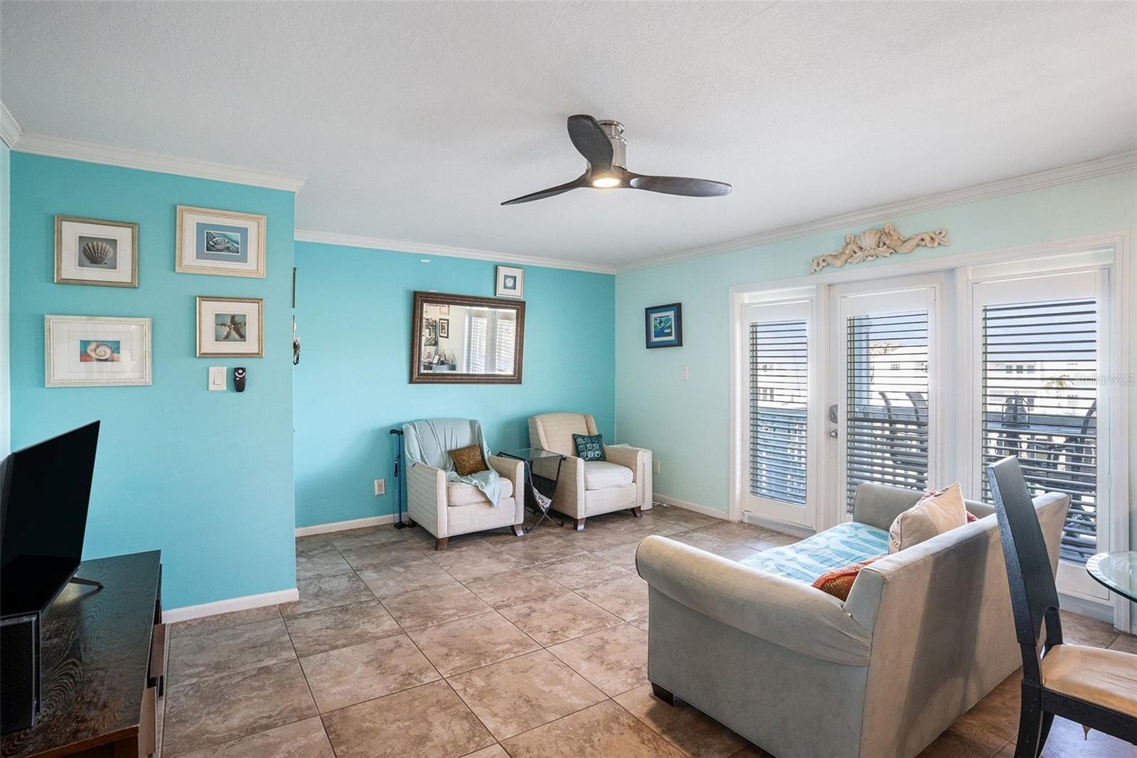 WATERSIDE - Residential