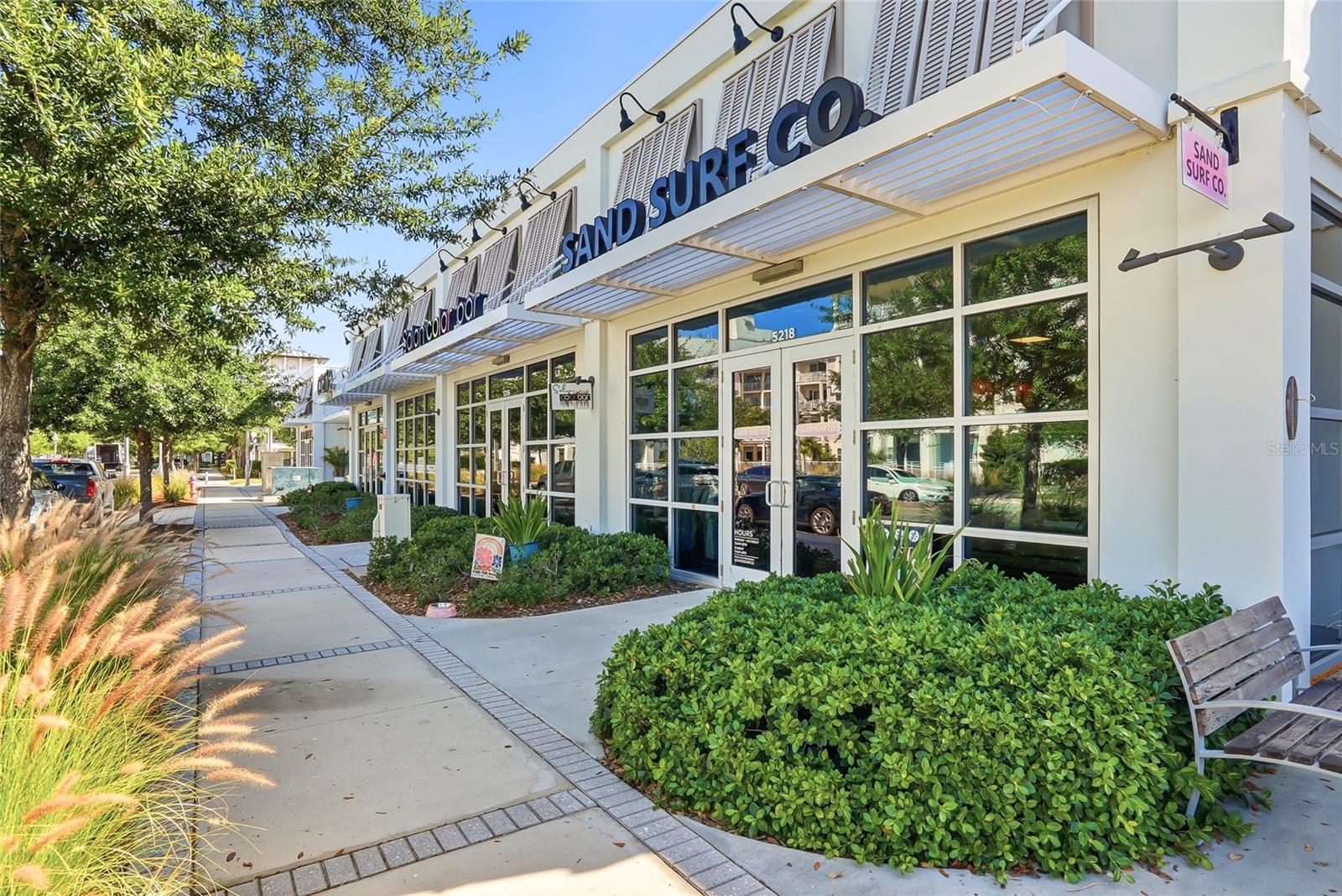 SOUTH WESTSHORE TWNHMS - Residential