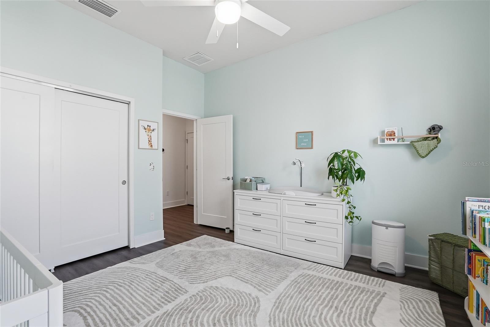 SOUTH WESTSHORE TWNHMS - Residential