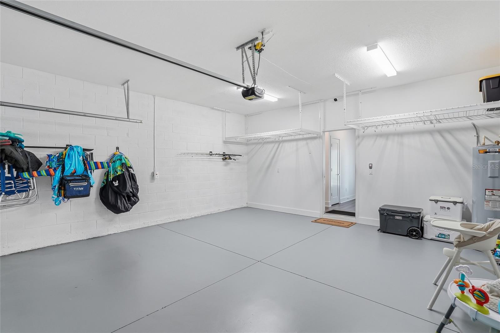 SOUTH WESTSHORE TWNHMS - Residential