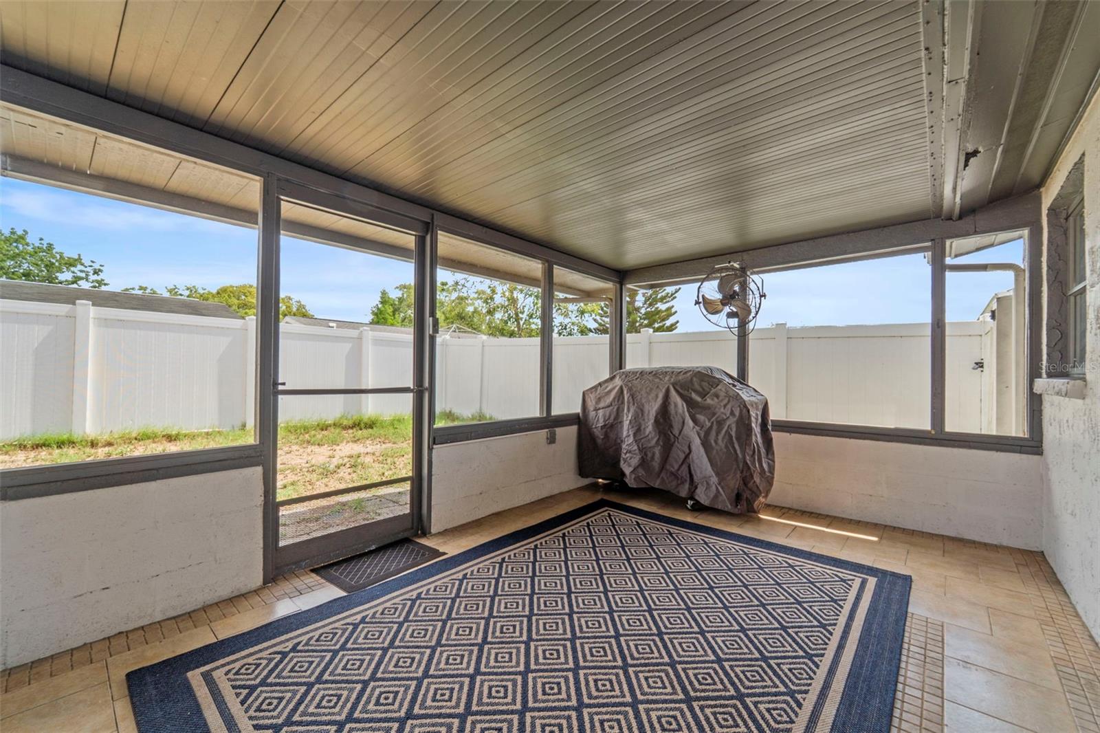 HOLIDAY GARDENS ESTATES - Residential