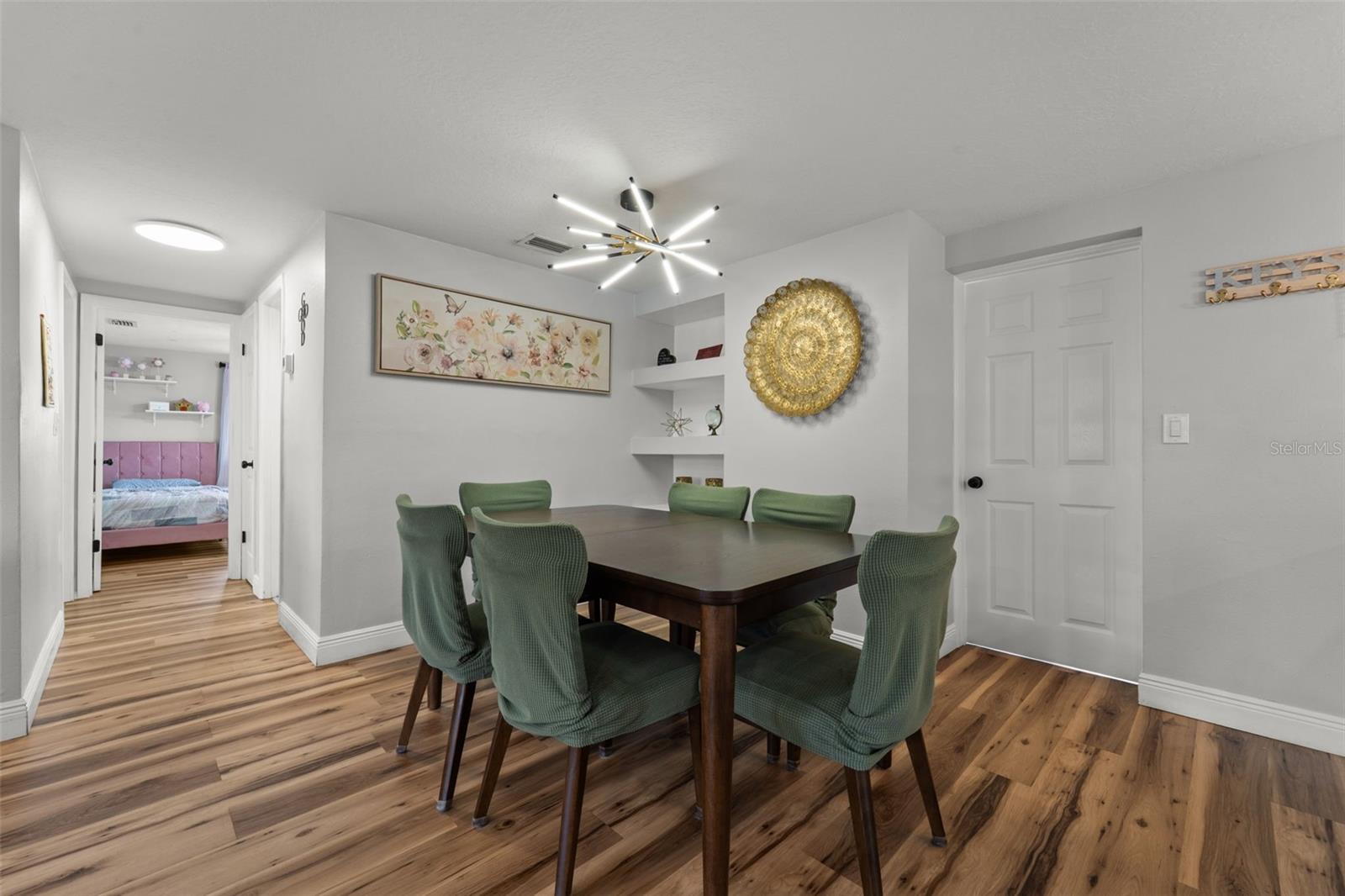 HOLIDAY GARDENS ESTATES - Residential