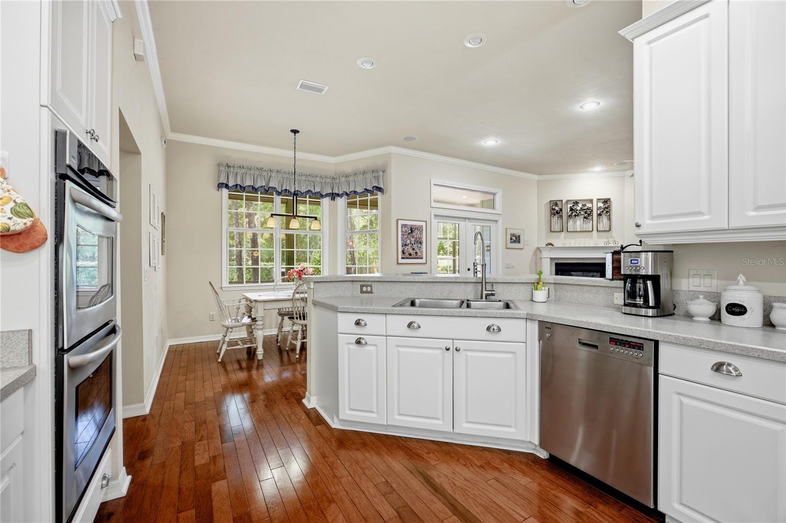 ELOISE GARDENS - Residential