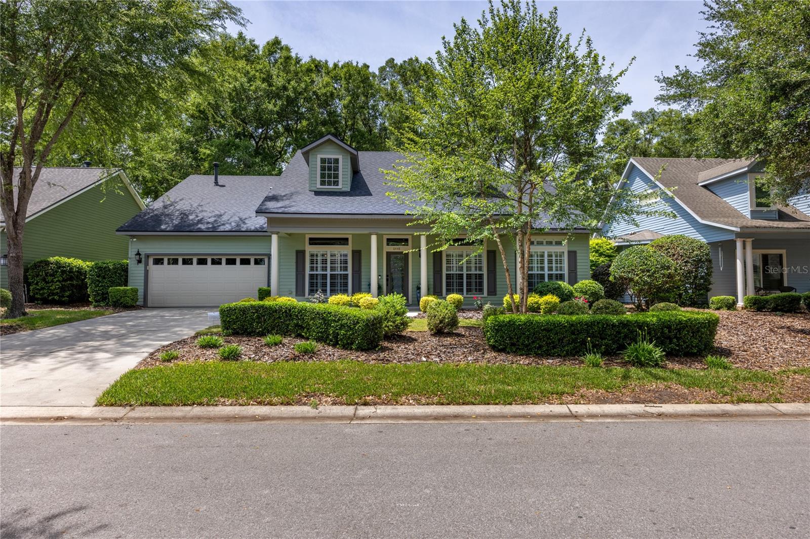 ELOISE GARDENS - Residential