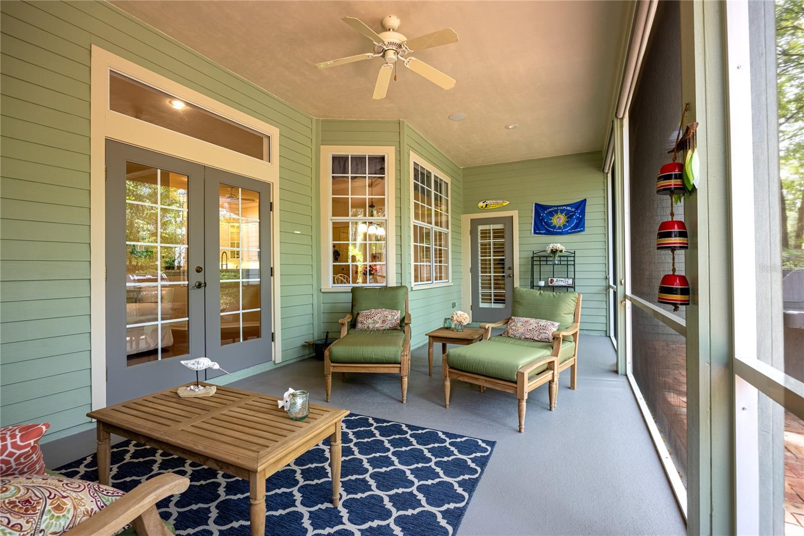 ELOISE GARDENS - Residential