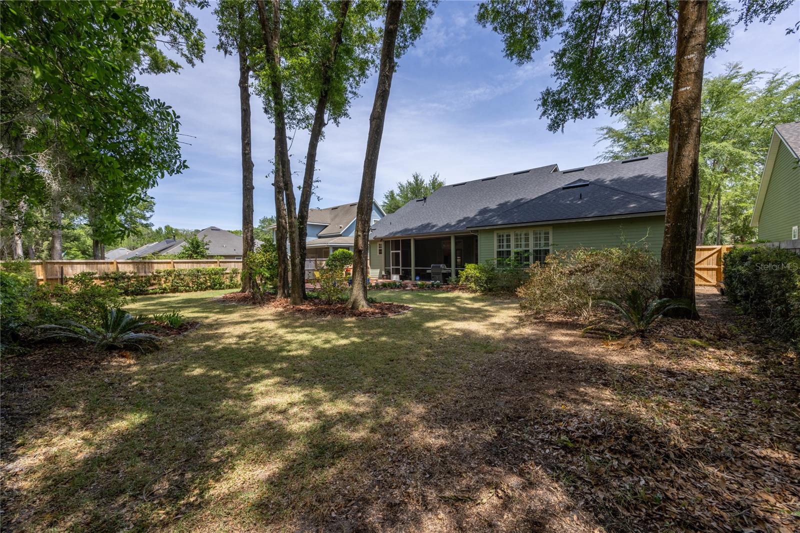 ELOISE GARDENS - Residential