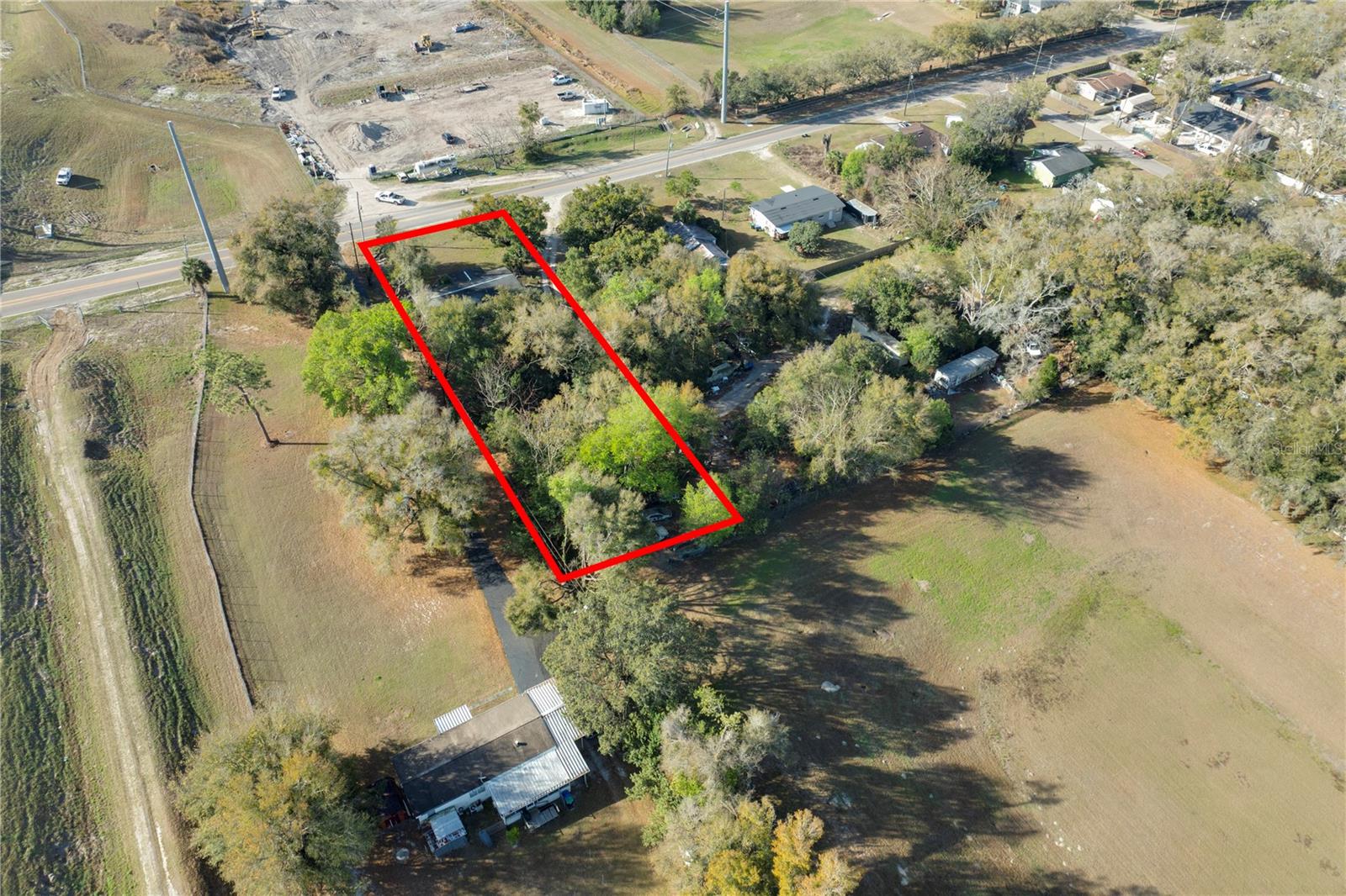 1833 W MCCORMICK ROAD